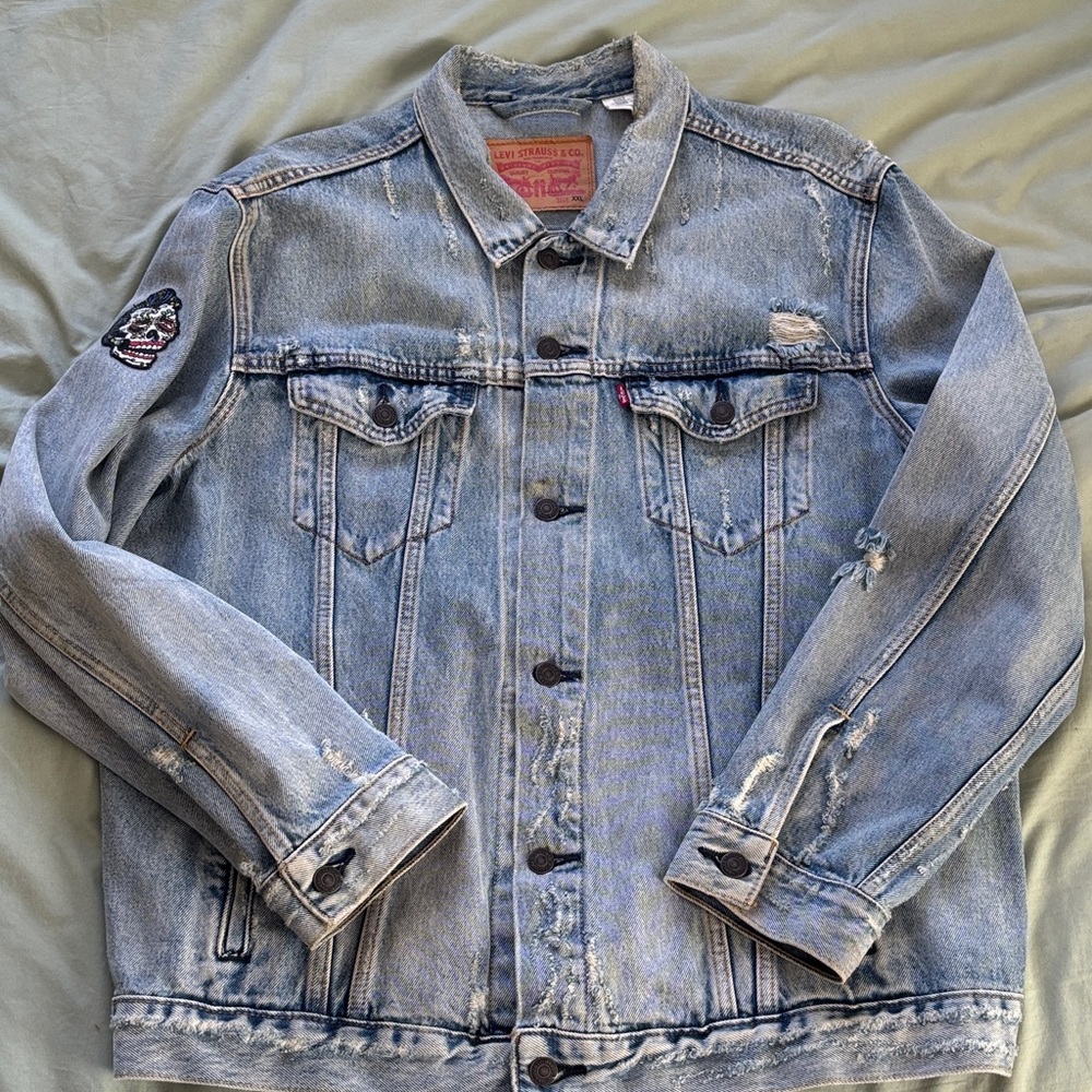 Levi’s trucker jacket